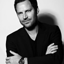 E! on Tom Bachik as Hollywood’s hottest manicurist